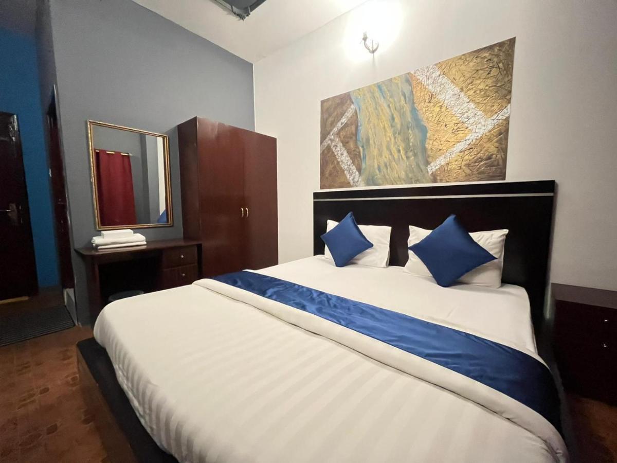 Bab Al Bahrain Hotel Manama Exterior foto